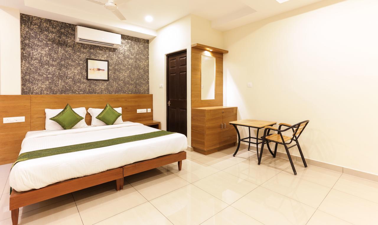 Treebo Trend Cmks Gulmohar Suites Kochi Luaran gambar